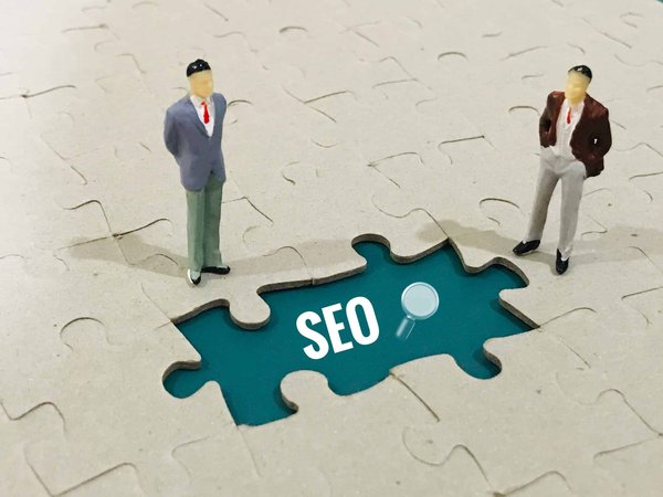 Comment optimiser le parcours client dans le marketing digital pour les services financiers ?